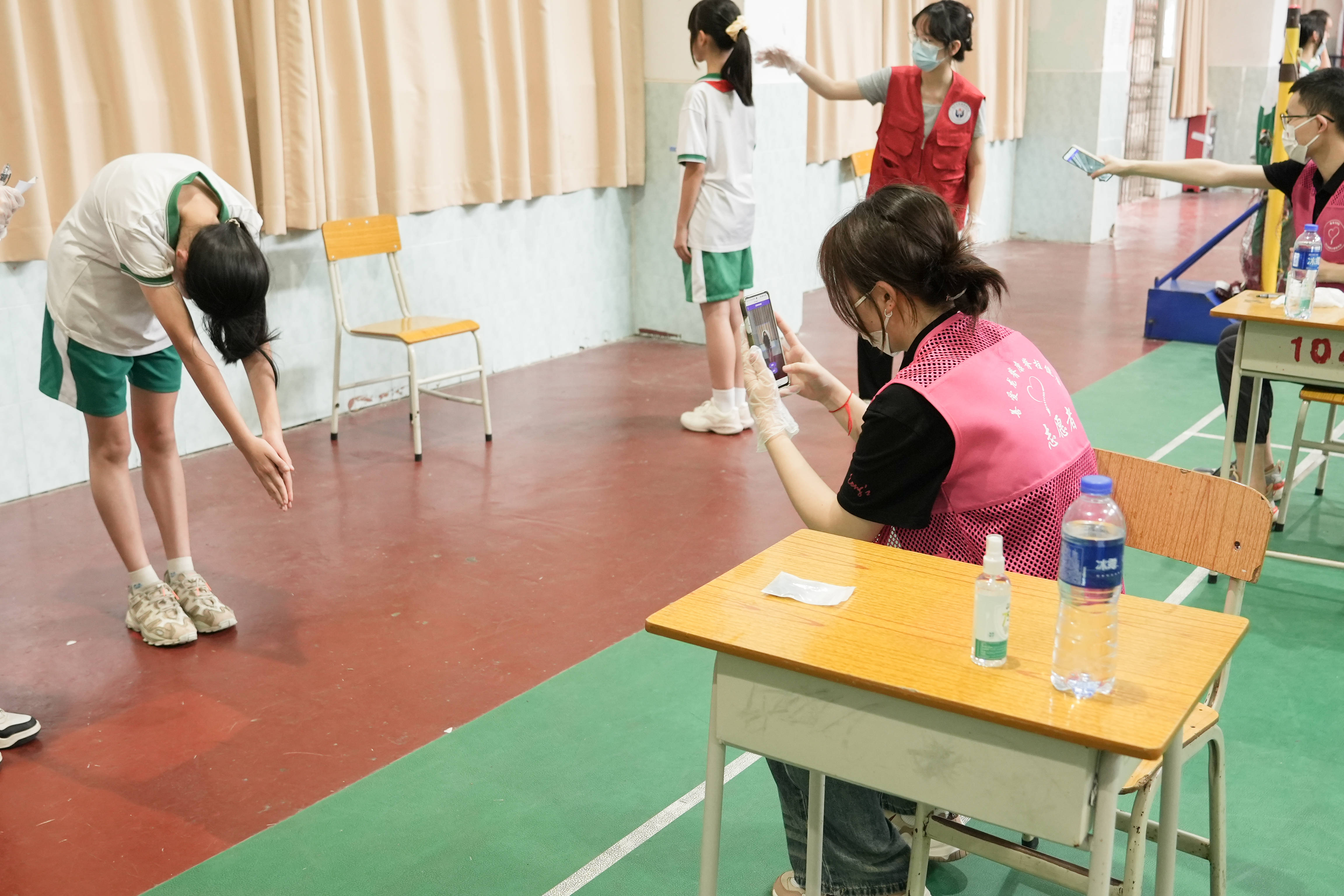 米兰体育网址-包含公益视角：台球运动助力心理健康宣传的词条
