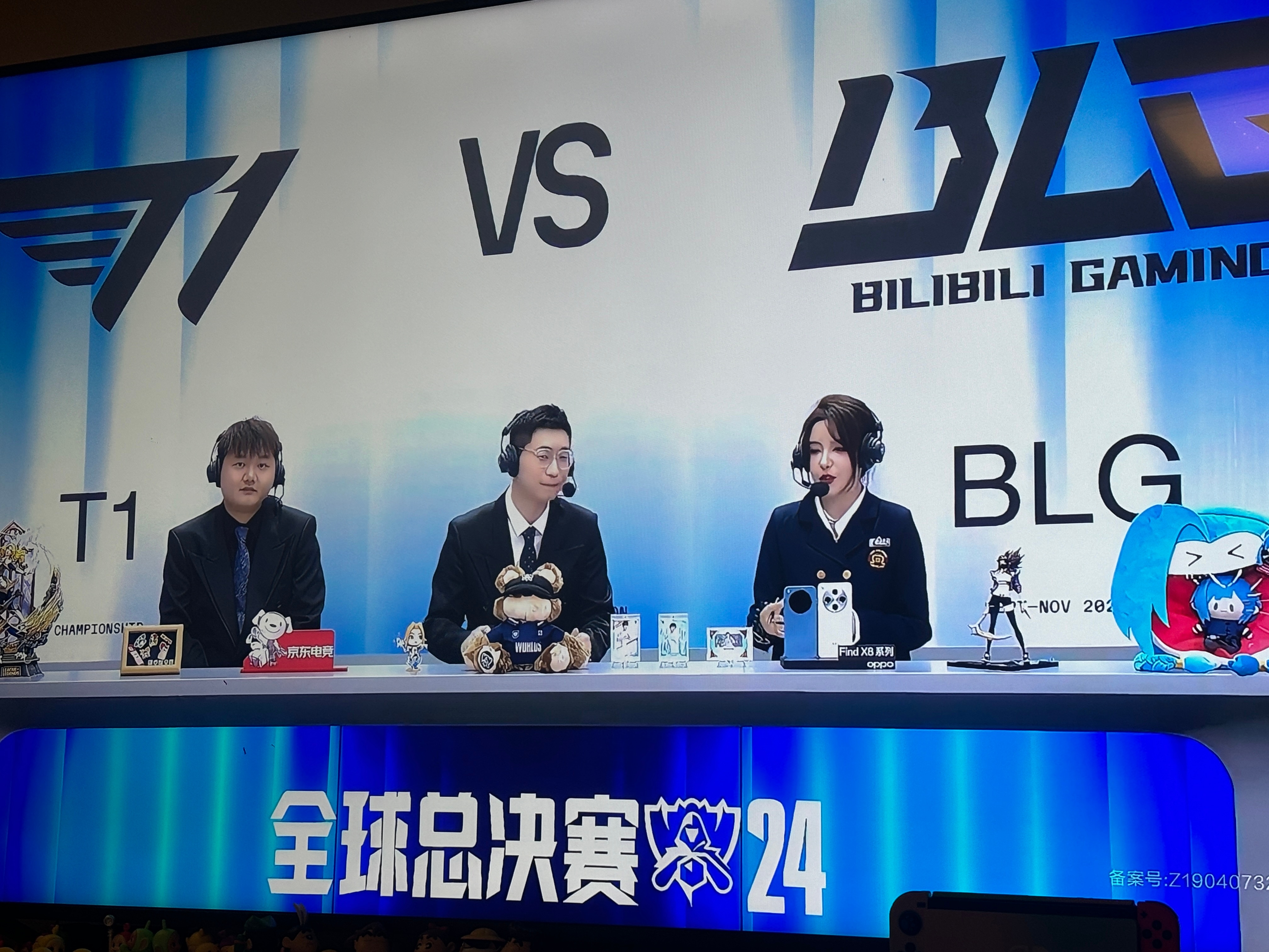 包含【年度顶级赛事回顾】精彩瞬间与战略分析的词条